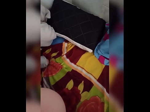 ❤️ Менин комнаташым үйдө жалгыз калат, анткени күйөөсү каникулга кетип жатат, мен аны сиккенге жана эшегин сүткө толтурганга мүмкүнчүлүк берем Порно fb боюнча бизде